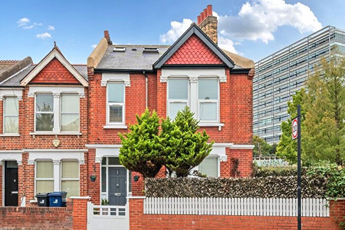 4 Bedroom End Terrace House For Sale In Bollo Lane, London, W4