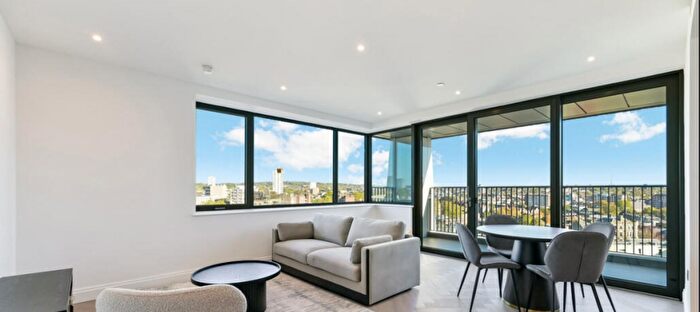 2 Bedroom Apartment To Rent In Lansdowne House, Engine House Way, London, NW1