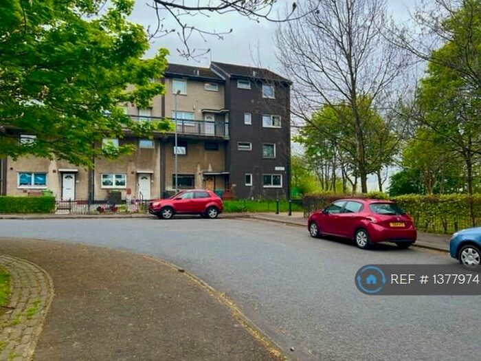 4 Bedroom Maisonette To Rent In Wester Common Road, Glasgow, G22
