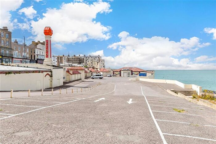 2 Bedroom Flat For Sale In Ethelbert Road, Margate, Kent, CT9