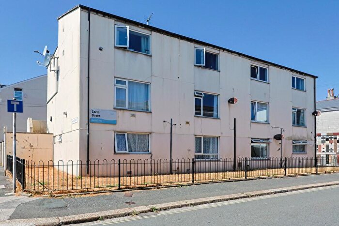 3 Bedroom Flat For Sale In Cecil Street, Plymouth, Devon, PL1