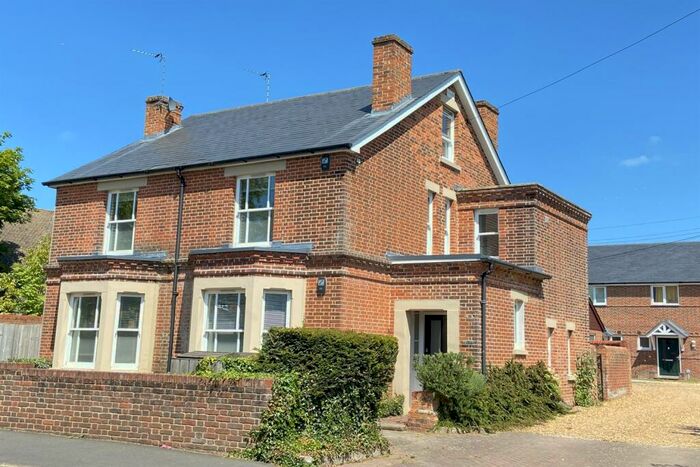 2 Bedroom Apartment To Rent In Town Centre, Basingstoke, RG21