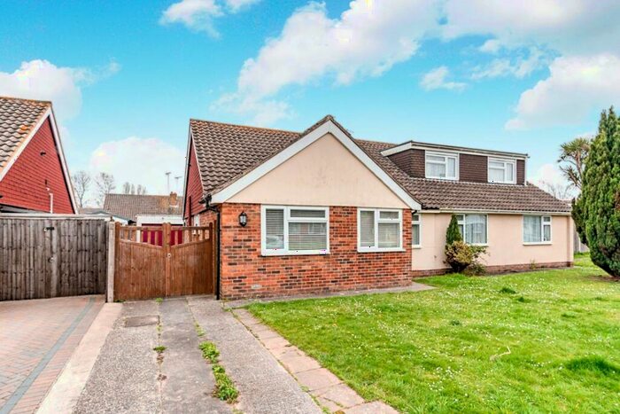 2 Bedroom Semi-Detached House To Rent In Harting Road, BN17