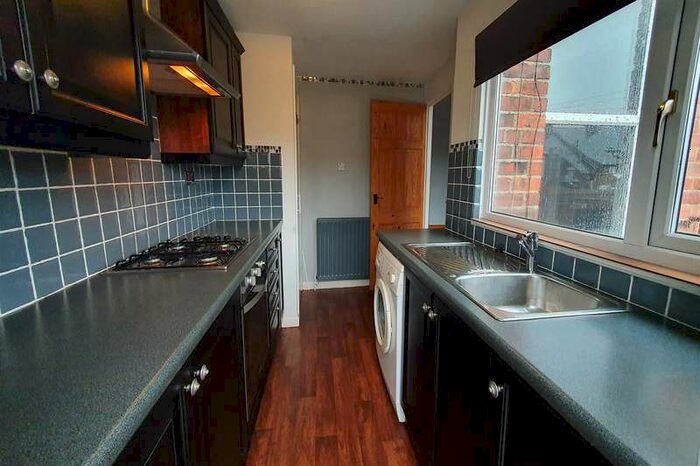 2 Bedroom Apartment To Rent In Walpole Street, Walkergate, Newcastle Upon Tyne, NE6