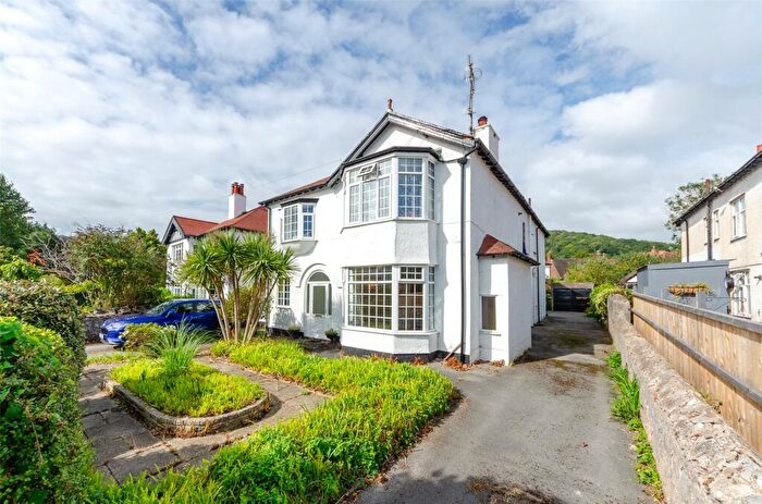 2 Bedroom Apartment For Sale In Whitehall Road, Rhos On Sea, Colwyn Bay, Conwy, LL28