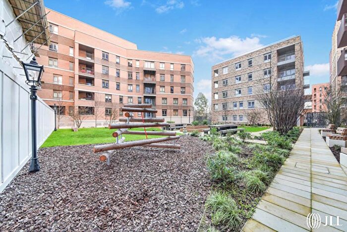Apartment For Sale In Azure House, N8