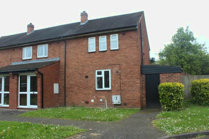 3 Bedroom Semi-Detached House To Rent In Vincent Close, Albrighton, Wolverhampton WV7