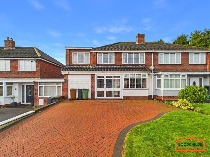 5 Bedroom Semi Detached House For Sale In Canterbury Close, Pelsall, WS3