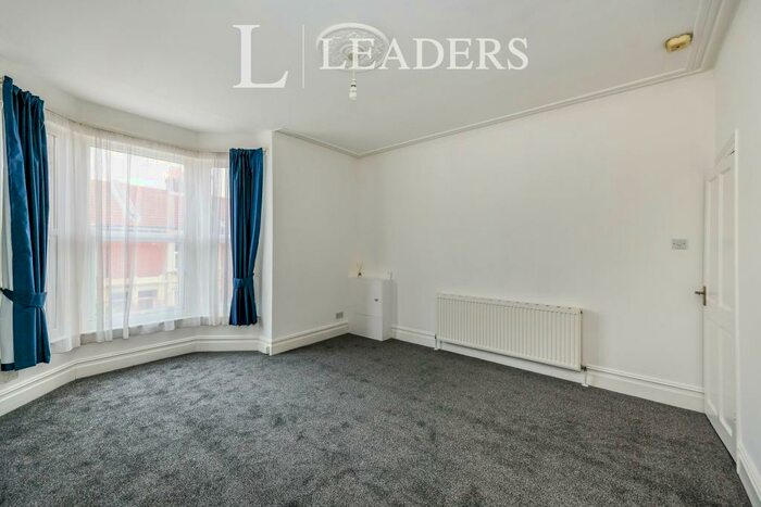 1 Bedroom Flat To Rent In Angerstein Road, Portsmouth, PO2