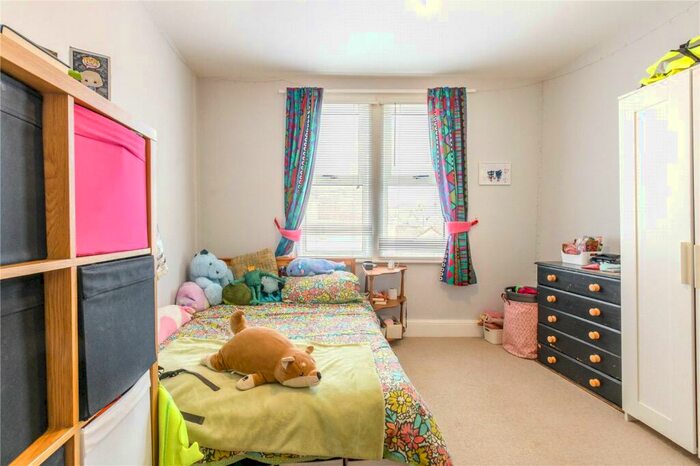2 Bedroom Apartment For Sale In Winchester Road, Bristol, BS4
