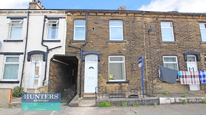 2 Bedroom Terraced House To Rent In Halstead Place Great Horton, Bradford, West Yorkshire, BD7