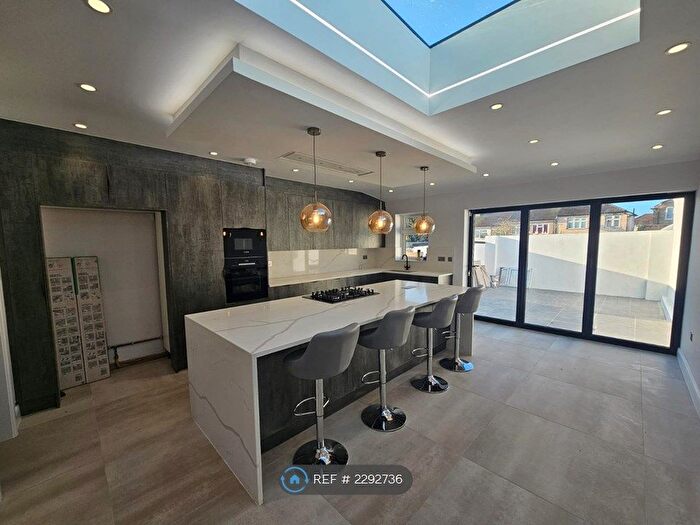 3 Bedroom Terraced House To Rent In Dale Avenue, Edgware, HA8