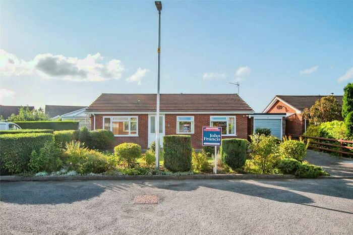 3 Bedroom Bungalow For Sale In Dolwerdd Estate, Penparc, Cardigan, SA43