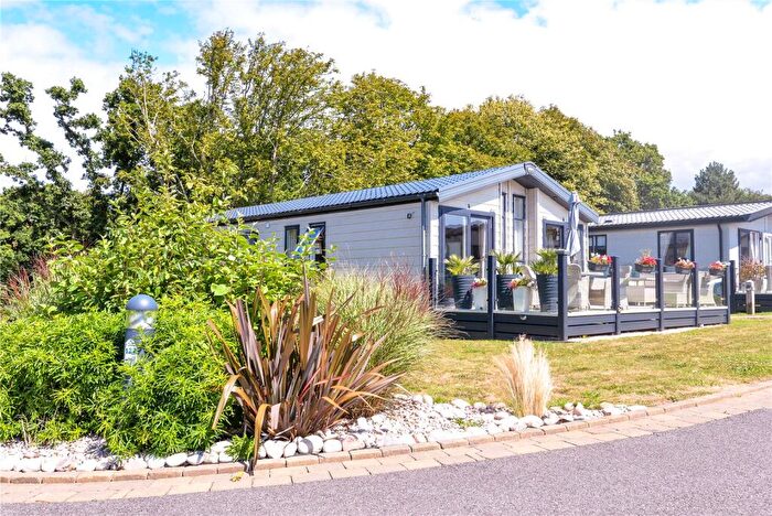 2 Bedroom Park Home For Sale In Highcliffe Meadows, Hoburne Naish Holiday Park, Barton On Sea, Hampshire, BH25