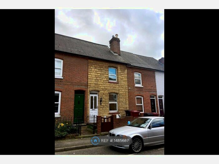 3 Bedroom Terraced House To Rent In Francis Street, Reading, RG1