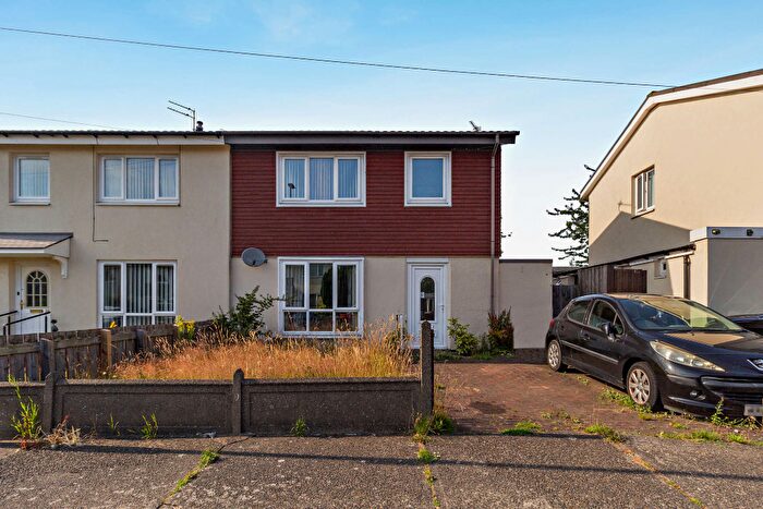 3 Bedroom Semi-Detached House For Sale In Parkside Avenue, High Heaton, Newcastle Upon Tyne, NE7