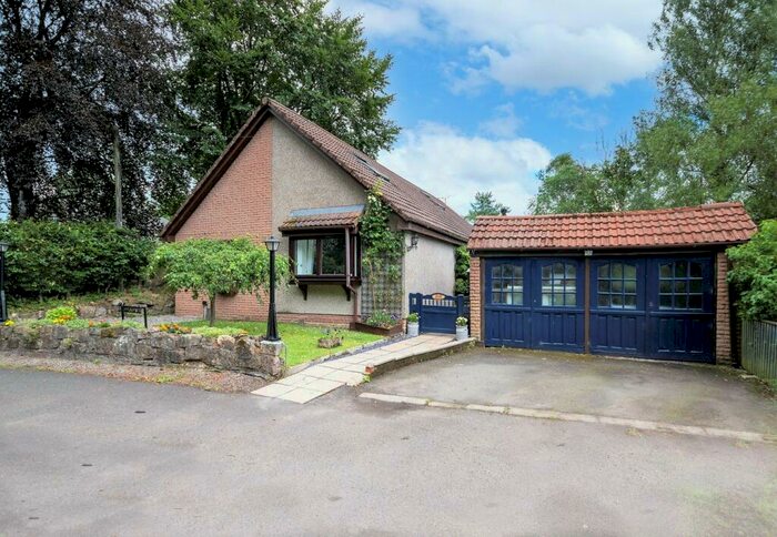 4 Bedroom Detached House For Sale In , Kinbuck, Dunblane, FK15