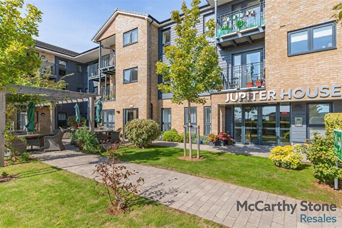 1 Bedroom Flat For Sale In Hindhead Knoll, Walnut Tree, Milton Keynes, MK7