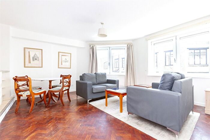 2 Bedroom Flat To Rent In Lambs Conduit Street, London, WC1N