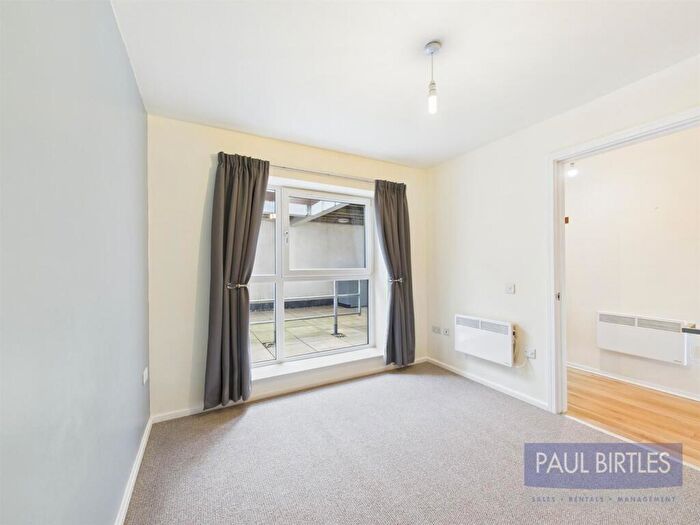 1 Bedroom Flat For Sale In Eden Square, Flixton Road, Urmston, M41