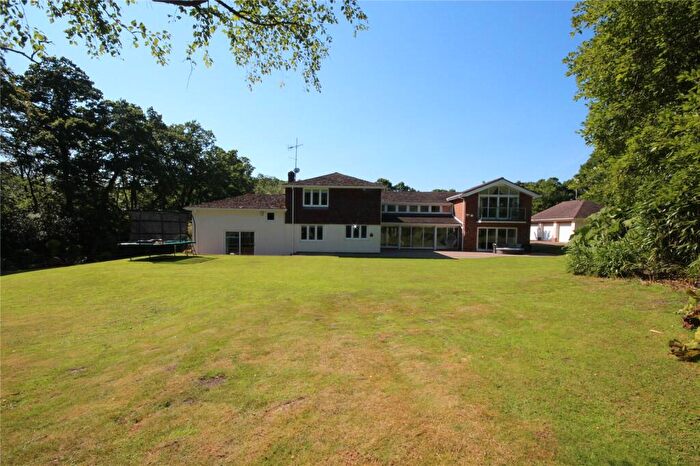 6 Bedroom Detached House For Sale In Forest Lane, Hightown Hill, Ringwood, Hampshire, BH24