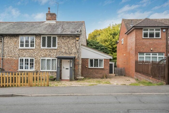 2 Bedroom Semi-Detached House To Rent In Hazlemere Road, Penn, High Wycombe, HP10