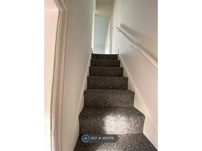 2 Bedroom End Of Terrace House To Rent In Pinfold Cottages, Cudworth, Barnsley, S72
