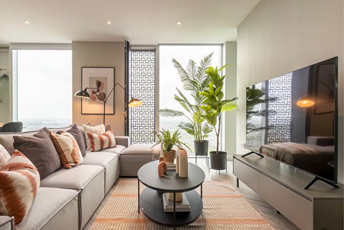 2 Bedroom Flat To Rent In Bankside Boulevard, Cortland At Colliers Yard, Salford, M3
