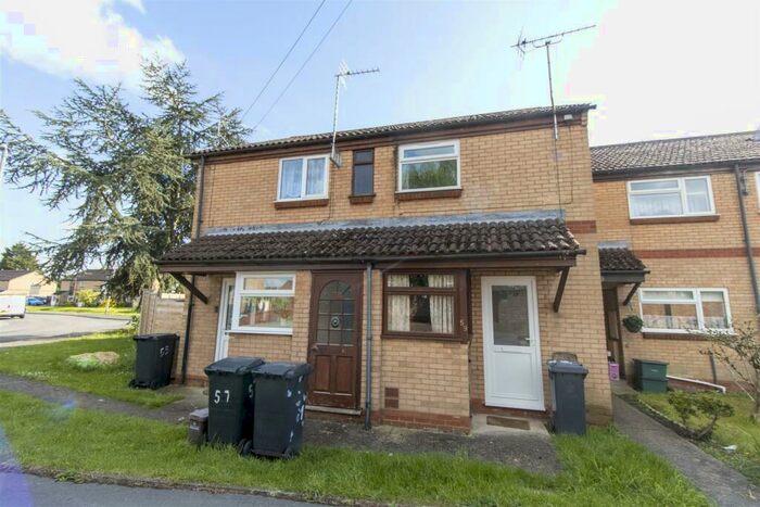 1 Bedroom Flat To Rent In Water Meadow, Quedgeley, GL2