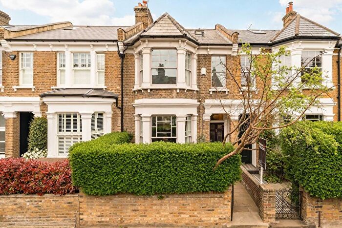4 Bedroom Terraced House For Sale In Summerfield Avenue, Queen's Park, NW6
