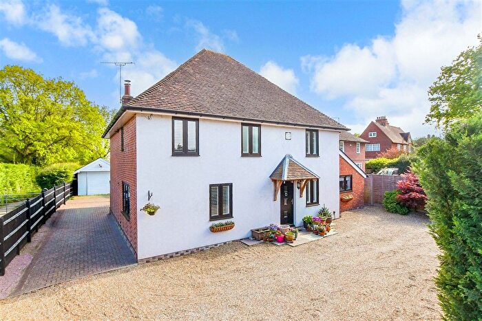 4 Bedroom Detached House For Sale In High Halden, Ashford, Kent, TN26
