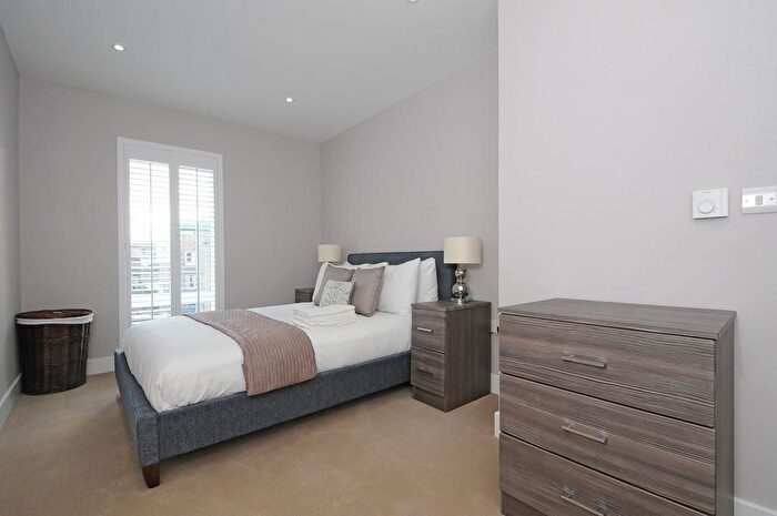1 Bedroom Flat To Rent In North End Road, North End Road, London, SW6