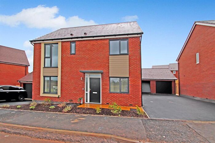 4 Bedroom Detached House For Sale In Blythe Fields, Blythe Bridge, Stoke-on-Trent, ST11