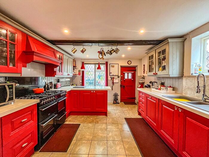 5 Bedroom Detached House For Sale In The Street, Sedlescombe, TN33