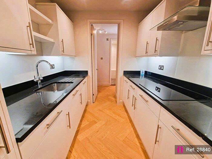 2 Bedroom Flat To Rent In Queen Elizabeth Street, London, SE1