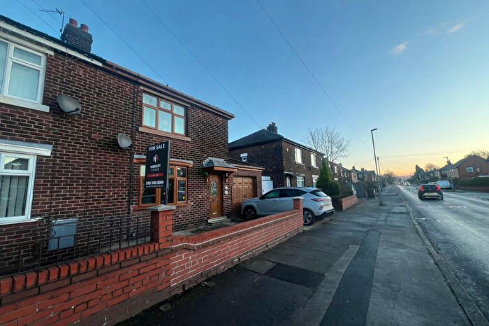 3 Bedroom Semi Detached House For Sale In St. Lawrence Road, Denton, M34