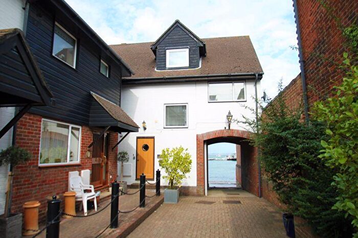 4 Bedroom House To Rent In Tides Reach, Cowes, PO31