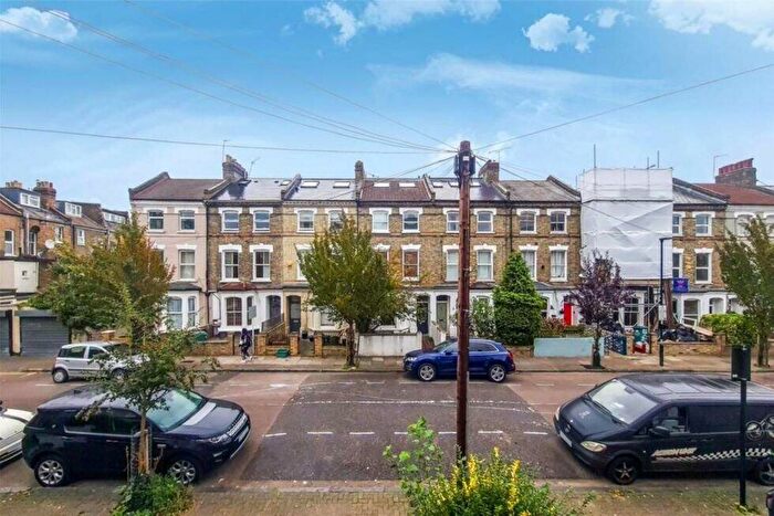 7 Bedroom Flat To Rent In Pakeman Street, Holloway, N7