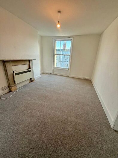 1 Bedroom Flat To Rent In Grosvenor Street, Cheltenham, GL52