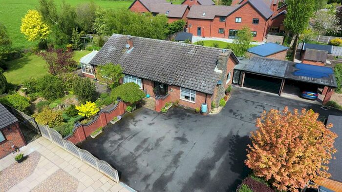 4 Bedroom Detached Bungalow For Sale In Main Road, Sheepy Magna, CV9