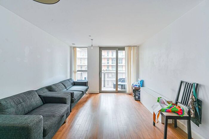 2 Bedroom Flat For Sale In Elmira Street, Lewisham, London, SE13