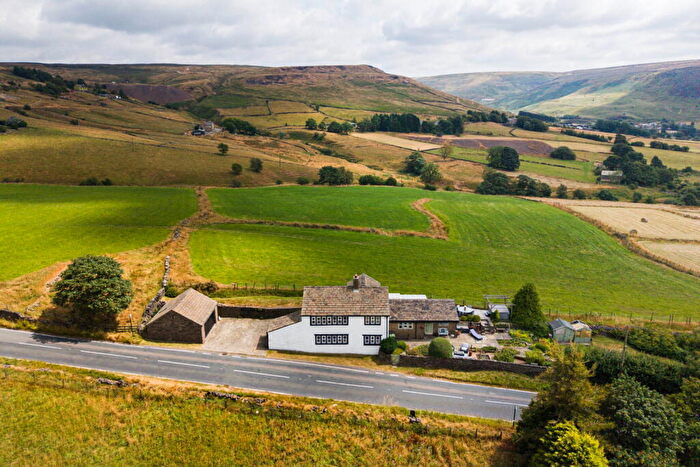 4 Bedroom Detached House For Sale In Huddersfield Road, Diggle, Saddleworth, OL3