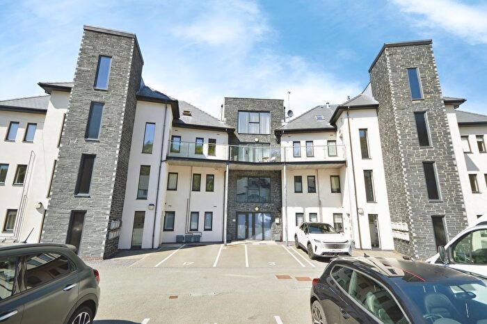 1 Bedroom Flat For Sale In Llys Marina, Y Felinheli, Gwynedd, LL56