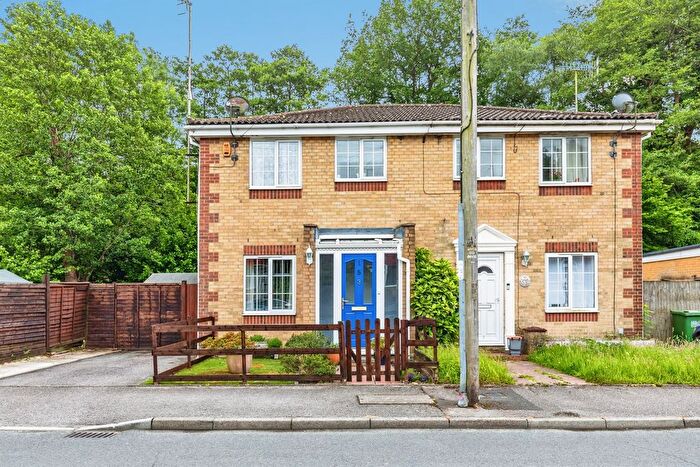 3 Bedroom Semi-Detached House For Sale In Stonehouse Drive, St. Leonards-On-Sea, TN38