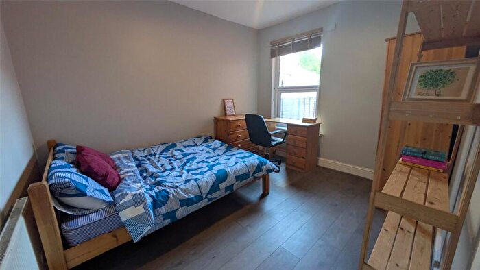 1 Bedroom Property To Rent In Cromwell Road, Southampton, Hampshire, SO15
