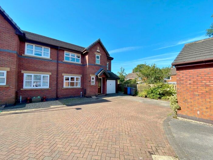 4 Bedroom Semi-Detached House To Rent In Leys Close, Elswick, Preston, PR4