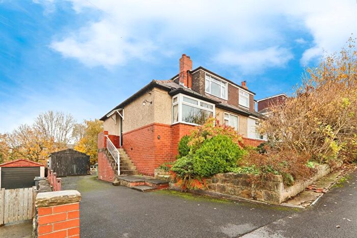 2 Bedroom Semi-Detached Bungalow For Sale In Markham Avenue, Rawdon, Leeds, LS19