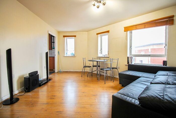 2 Bedroom Flat To Rent In Albatross Close, London, E6