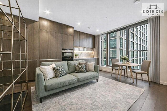 Apartment To Rent In Park Drive, Canary Wharf, E14