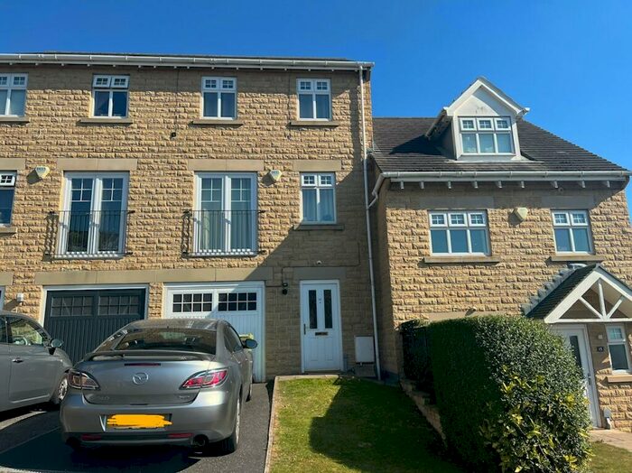 4 Bedroom Town House To Rent In River View, Woolley Grange, Barnsley, S75